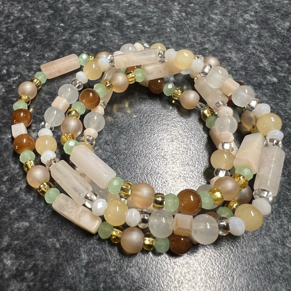 Elegant Multicolor Beaded Bracelet